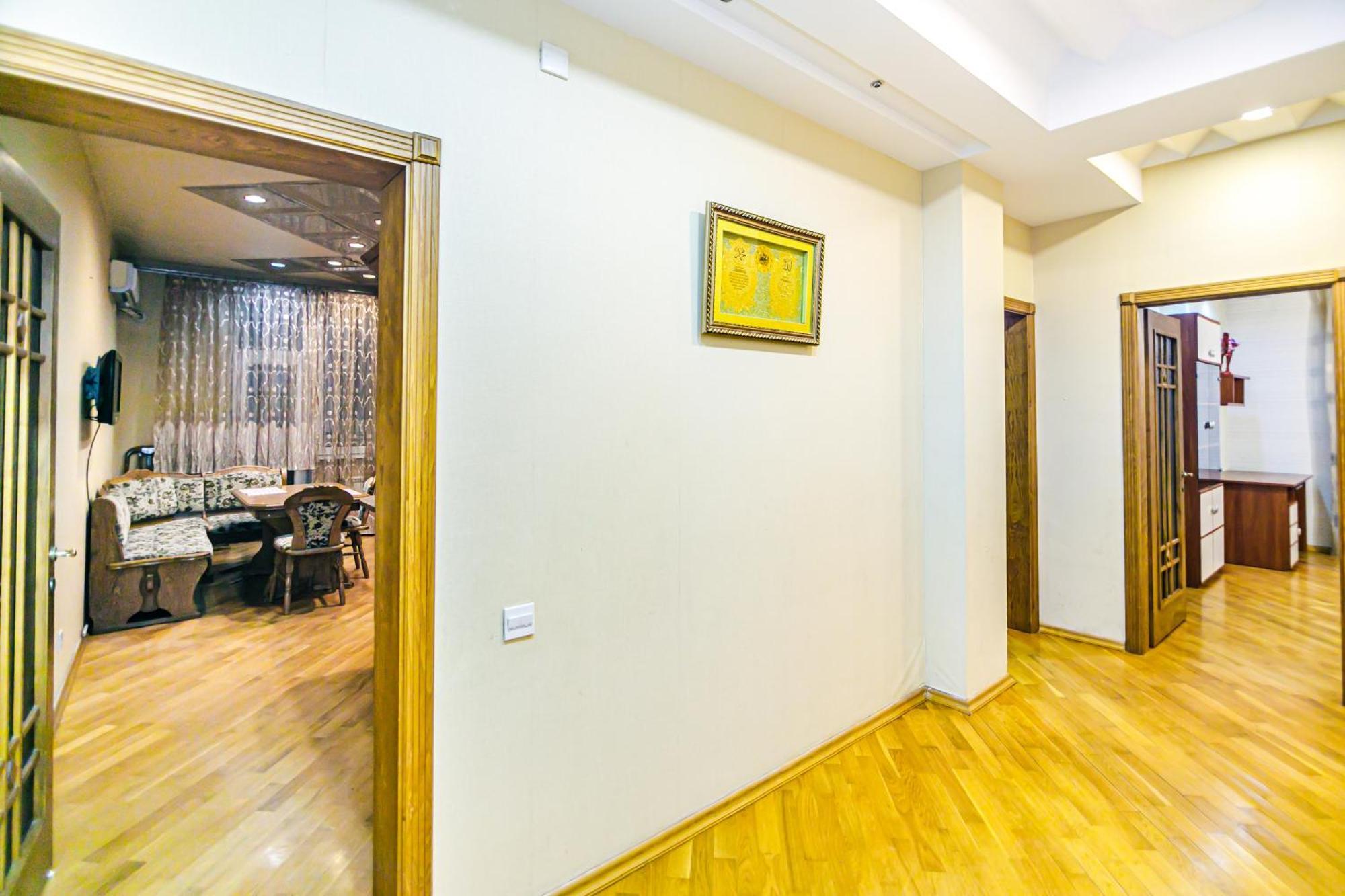 Nizami Apartment By Baku Housing Exterior photo